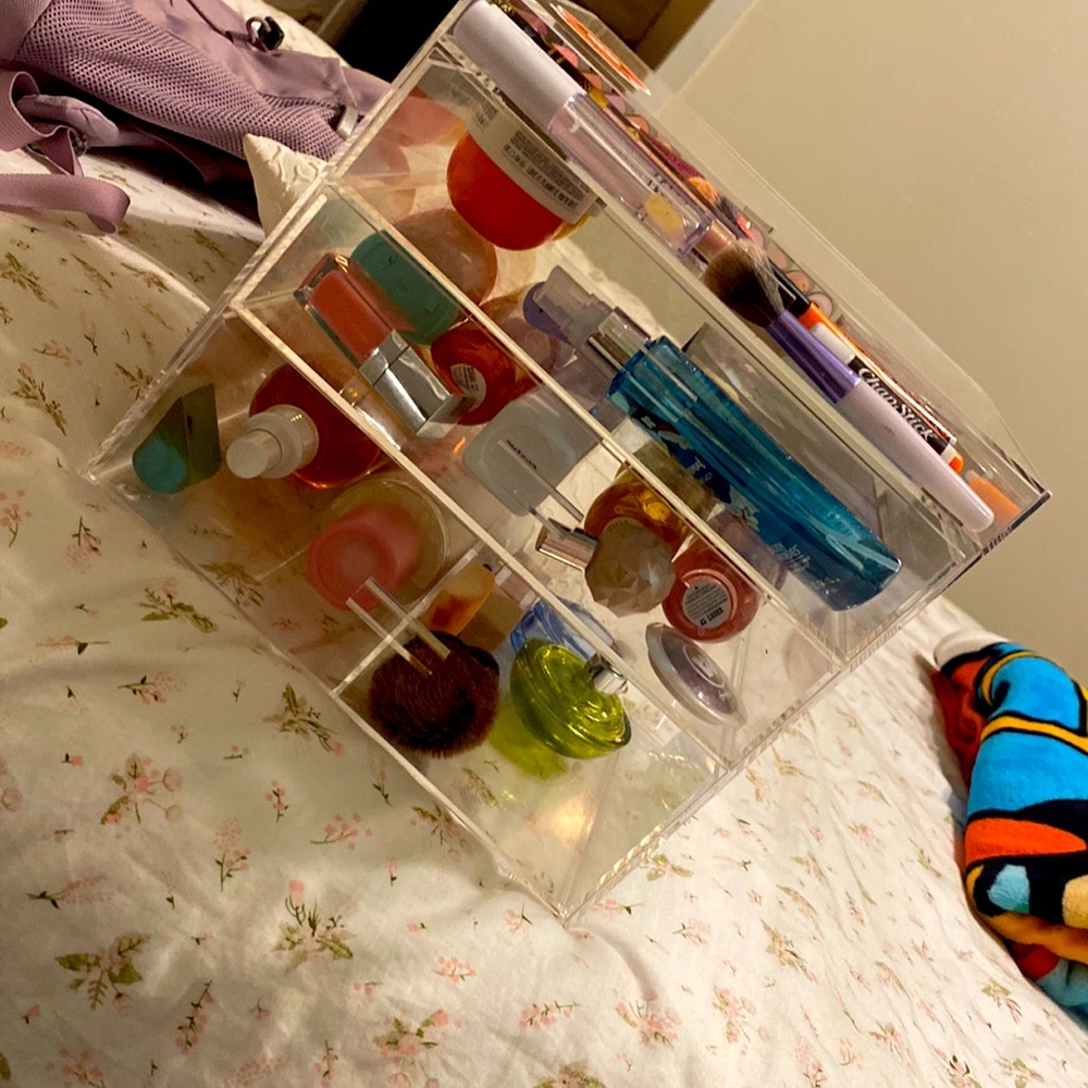 A Organize for Mack up and skin care